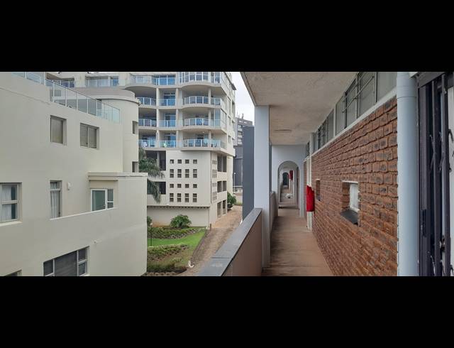 2 BEDROOM APARTMENT FOR SALE IN BEACON ROCKS